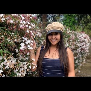 Meet your Posher, Monica